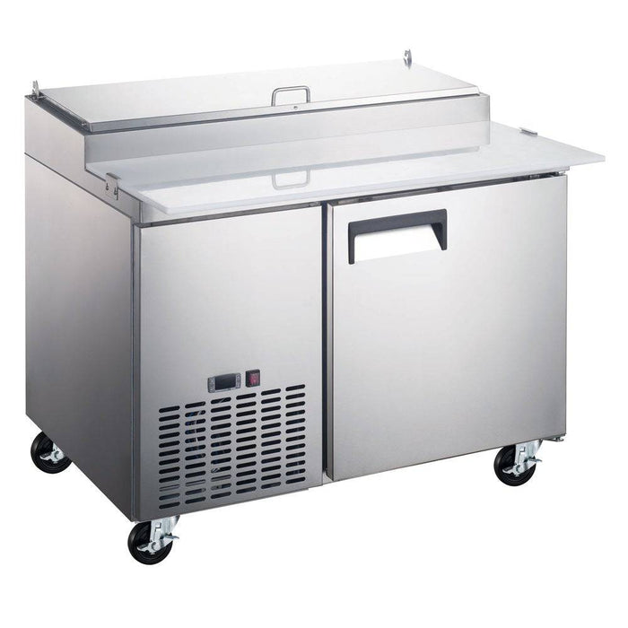 Coldline CPT-50 50" Refrigerated Pizza Prep Table, 6 Pans - Top Restaurant Supplies